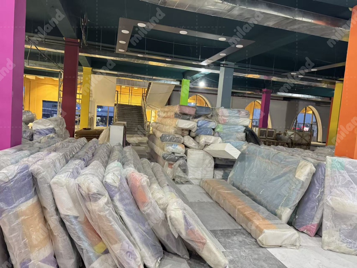 Parque infantil interior llave en mano de 2.800 m² para Ferganá