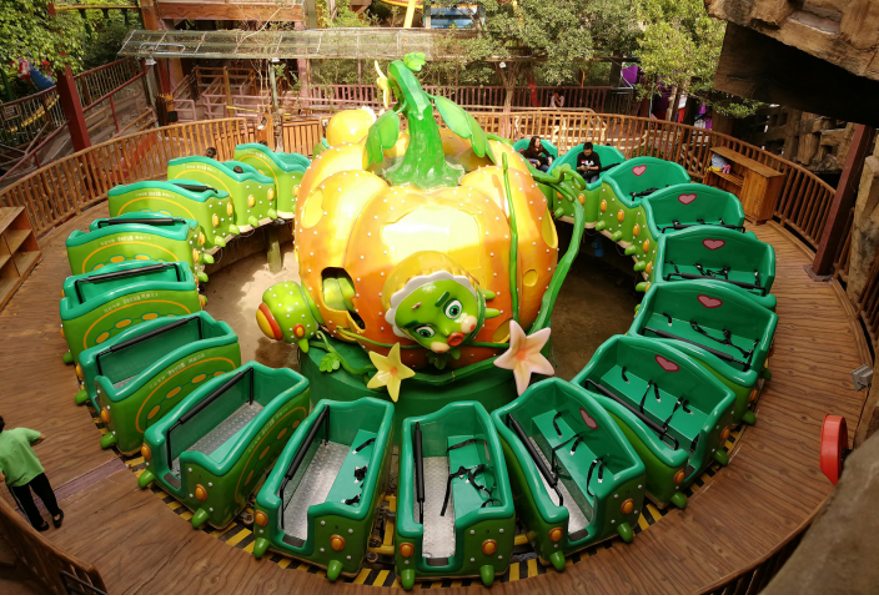Crazy Caterpillar Coaster