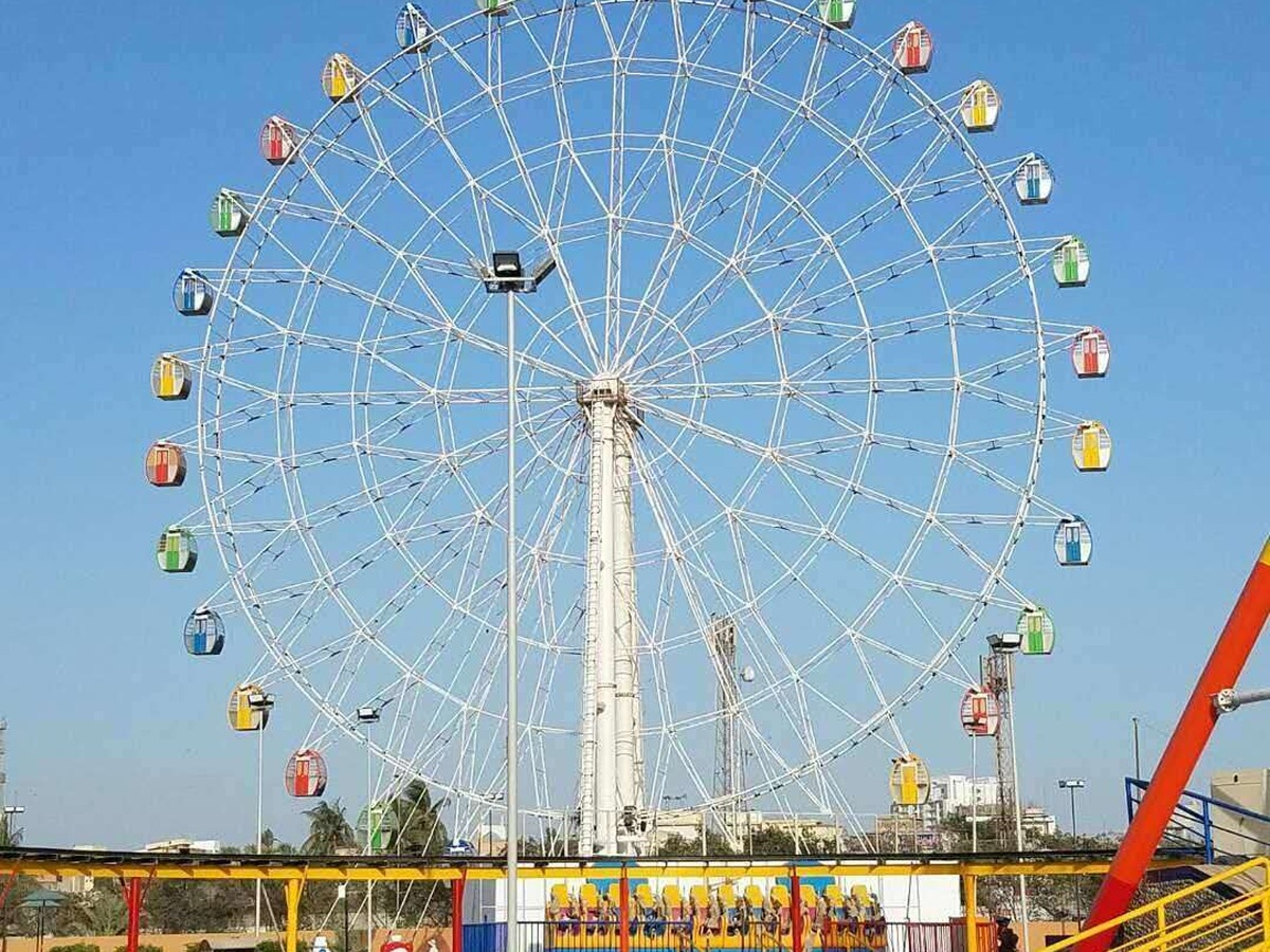 Ferris Wheel
