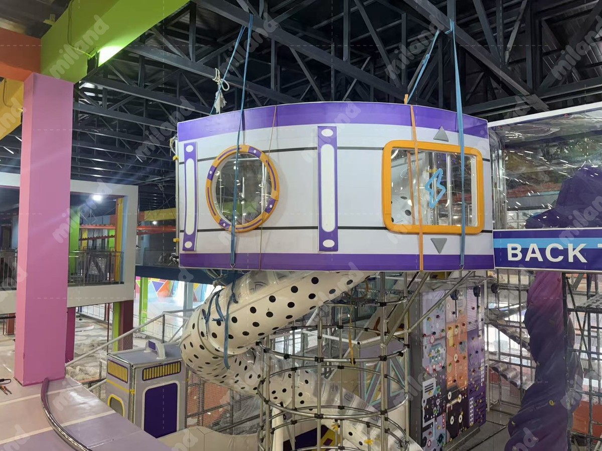 Large FEC Indoor Playground