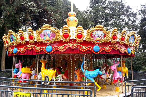 Spinning 36-seat Amusement Park Carousel Rides for Sale with Beautiful Lights for Carnivals and Fairs
