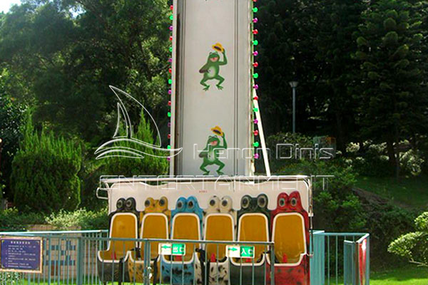 Spinning Theme Park Rides Carnival Jump and Smile Rides in Theme Parks
