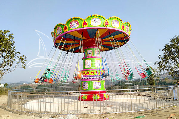 Theme Park Flying Chair Equipment for Sale Exhibited in Dinis Factory